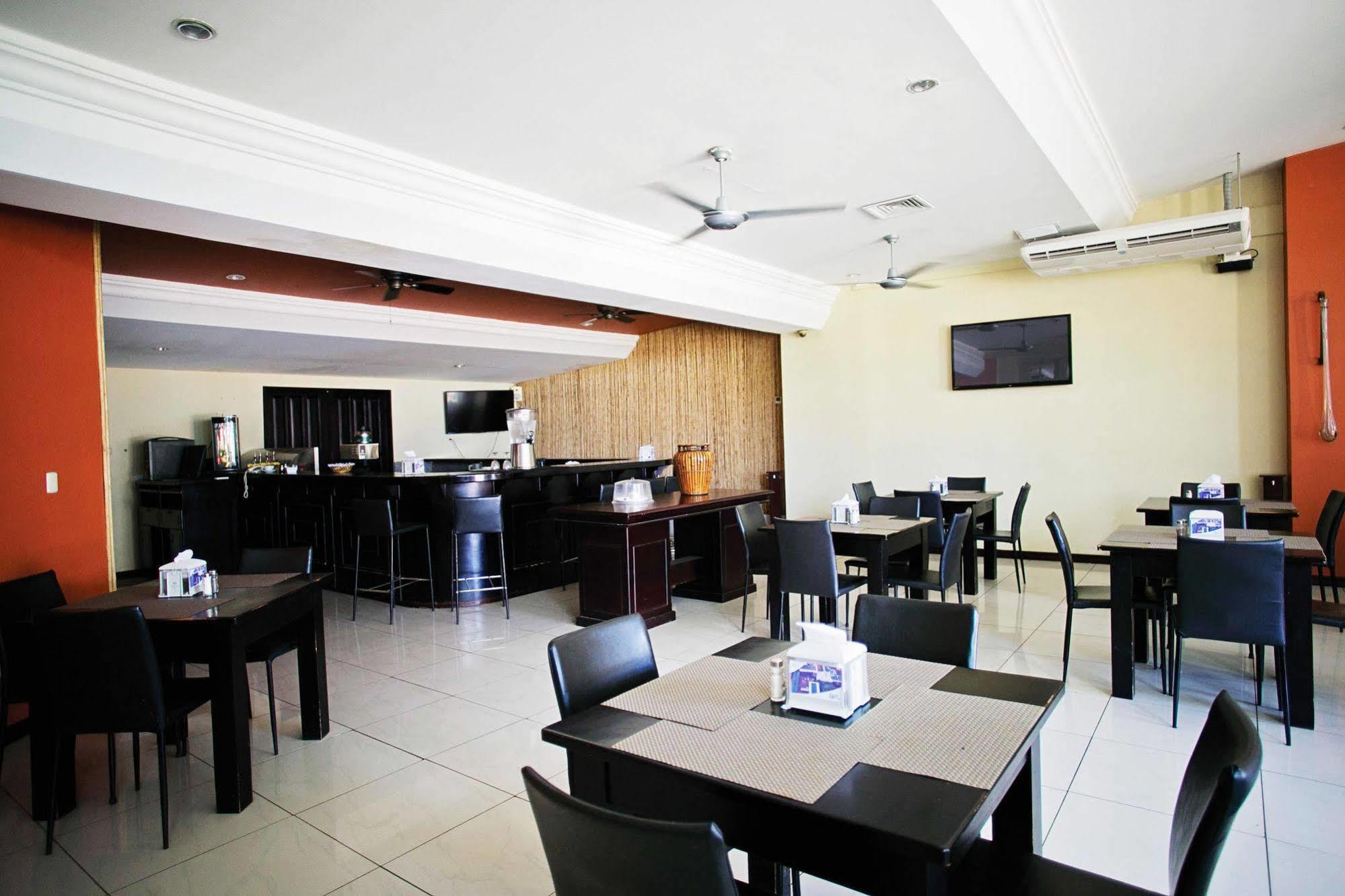 Hotel Cana Brava Inn Cañas Exteriér fotografie